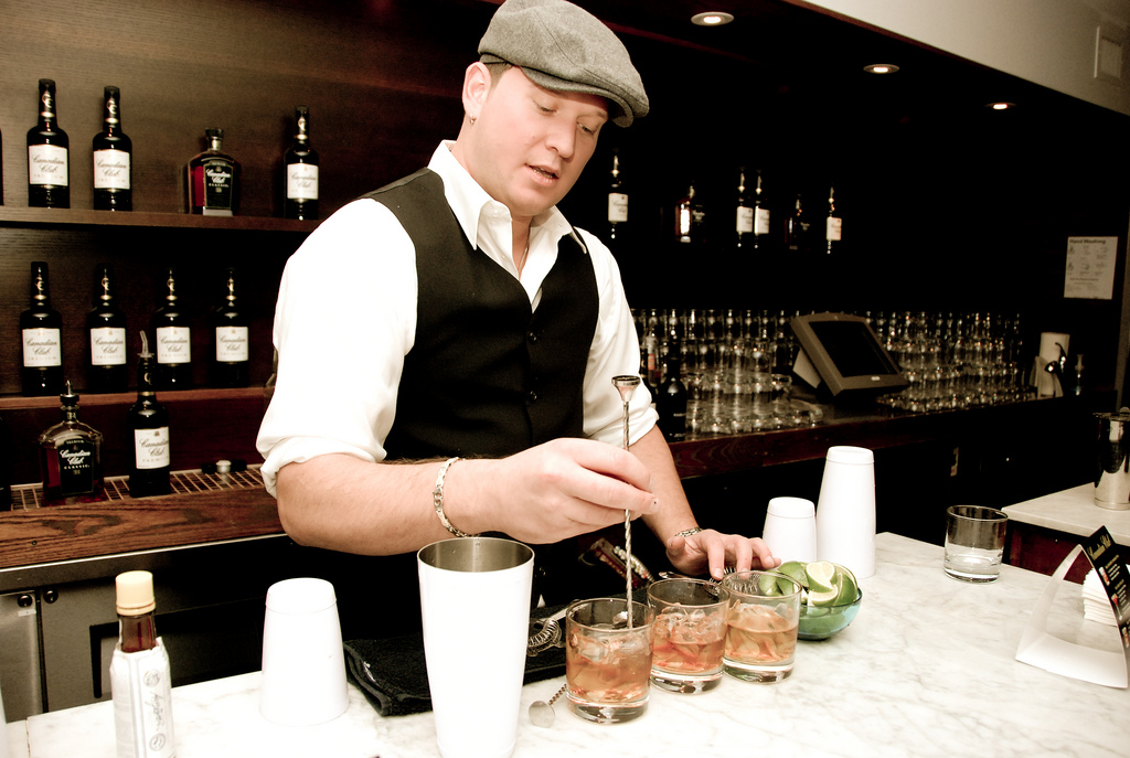 The importance of English for bartenders - Blog SEDA ...